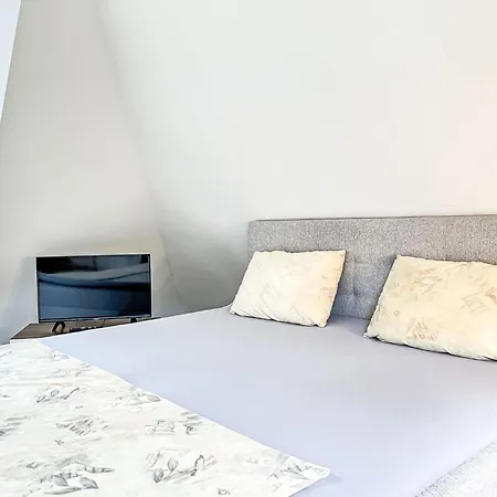 Holiday home Haeuschen By Interhome Traben-Trarbach