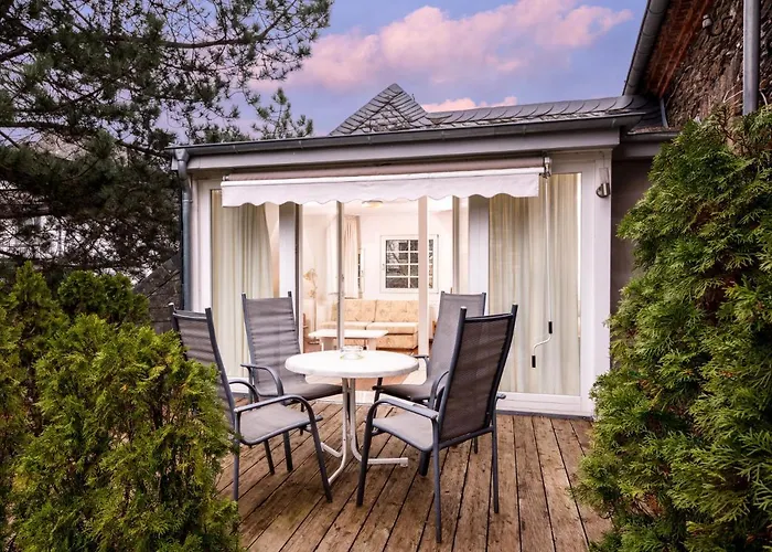 Casa de Férias Moselhaeuschen By Interhome